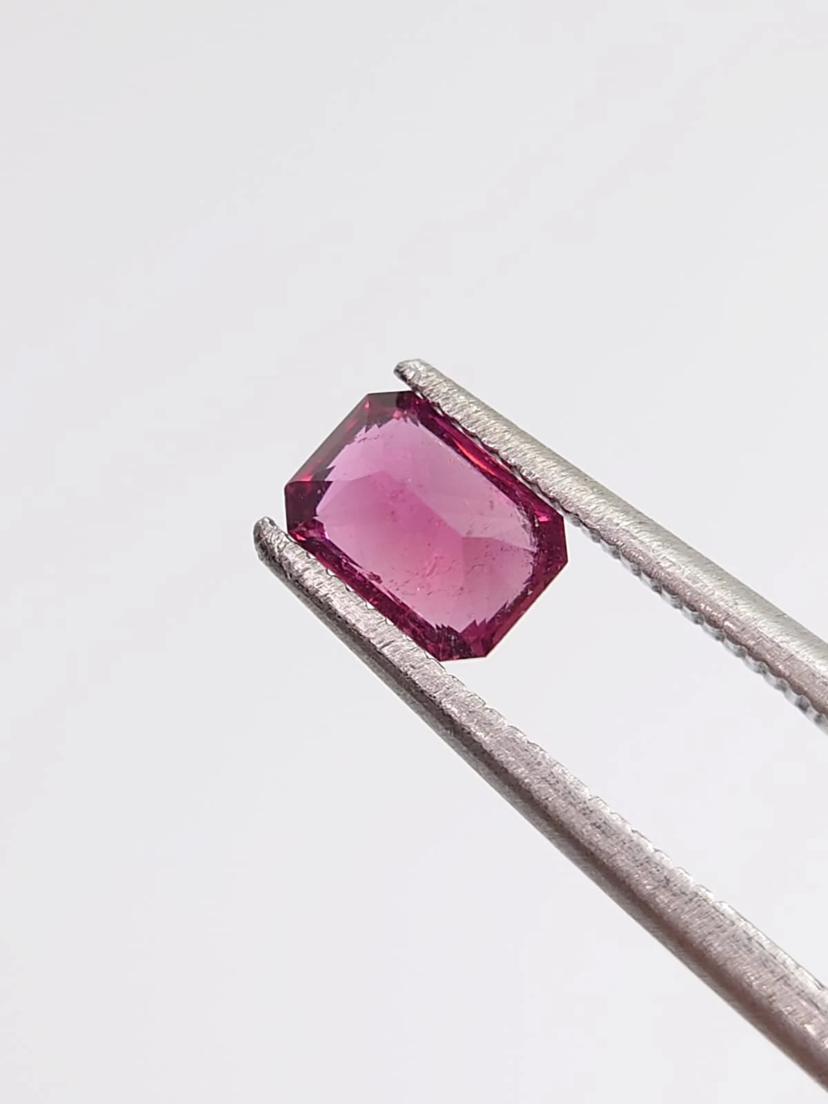 0.94ct Natural Umbalite Garnet from Malawi — view 5